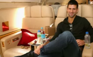 novak-avion-tenis-sfera-medija