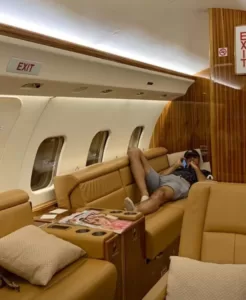 novak-djokovic-avion