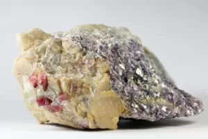 litijum-mineral-sfera-medija