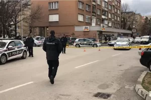 muskarac-pucnjavi-ranjen-sfera-medija