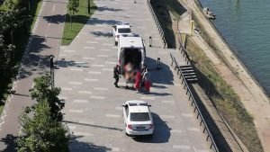 uzmenirujuce