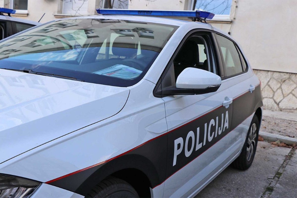 policija-velika-kladusa