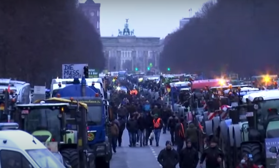 berlin-poljoprivrednici-strajk.