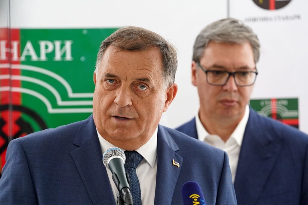 vucic-dodik